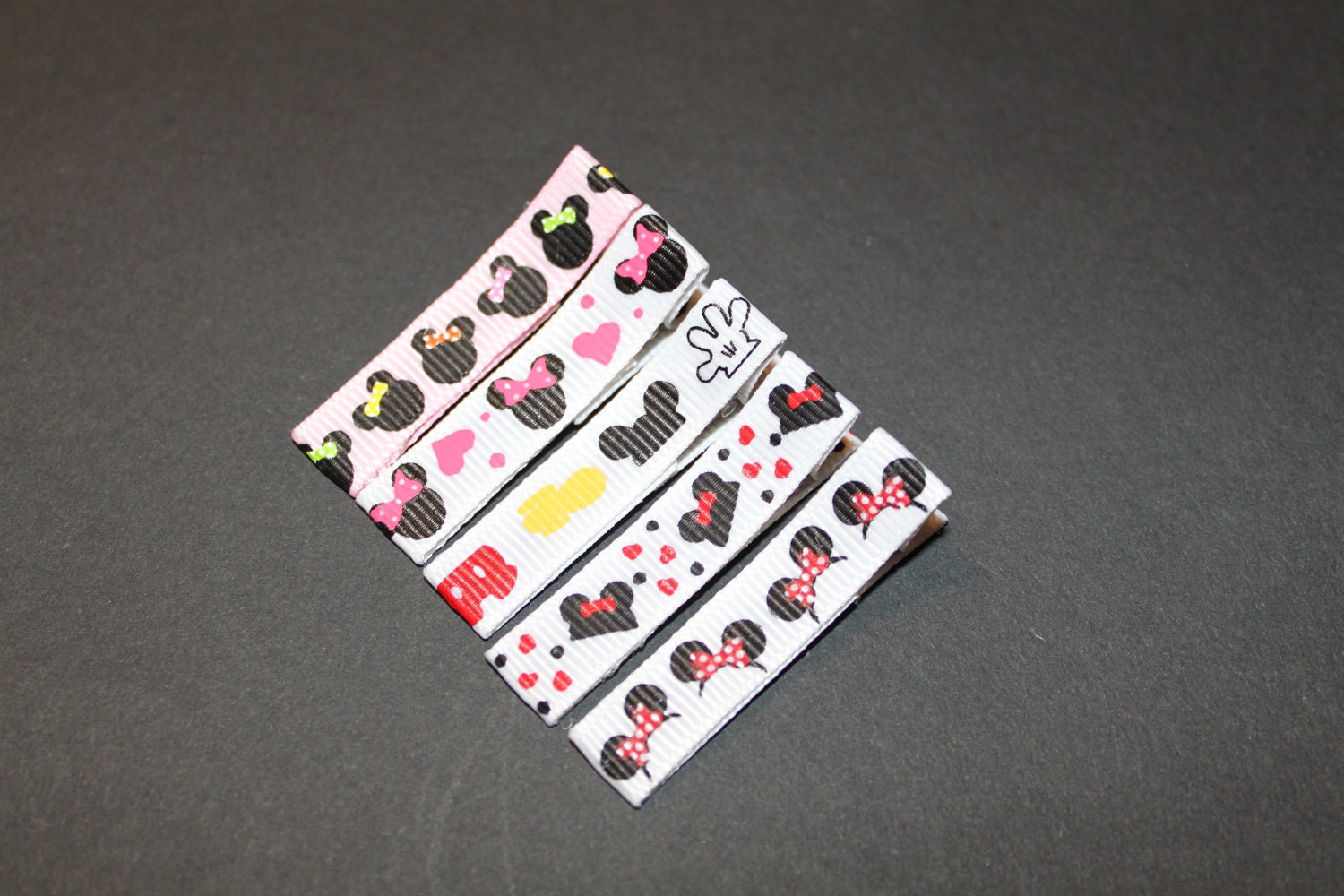 Mickey and Minnie Mouse Hair Clippie Collection/non slip