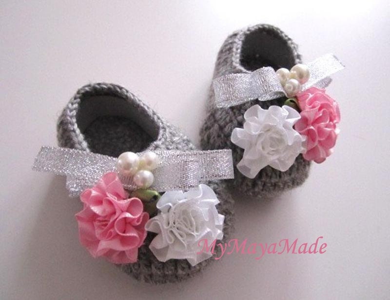 Silver Ribbon Beaded Flowery Gray Wool Crochet Baby Booties - Size From 0-12mos