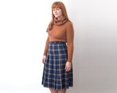 SALE 50% NOS Vintage Pleated navy Blue Beige  plaid Skirt size M