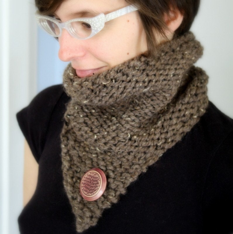 Chunky Knit Kerchief Cowl Scarf- Tweedy Taupe with Vintage Button