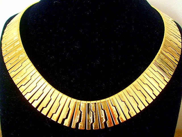 Gold Egyptian Necklace