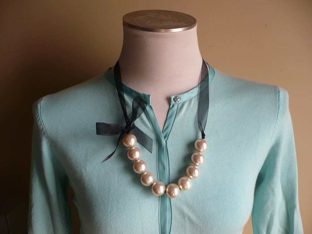 Black and Ivory Large Pearl Necklace