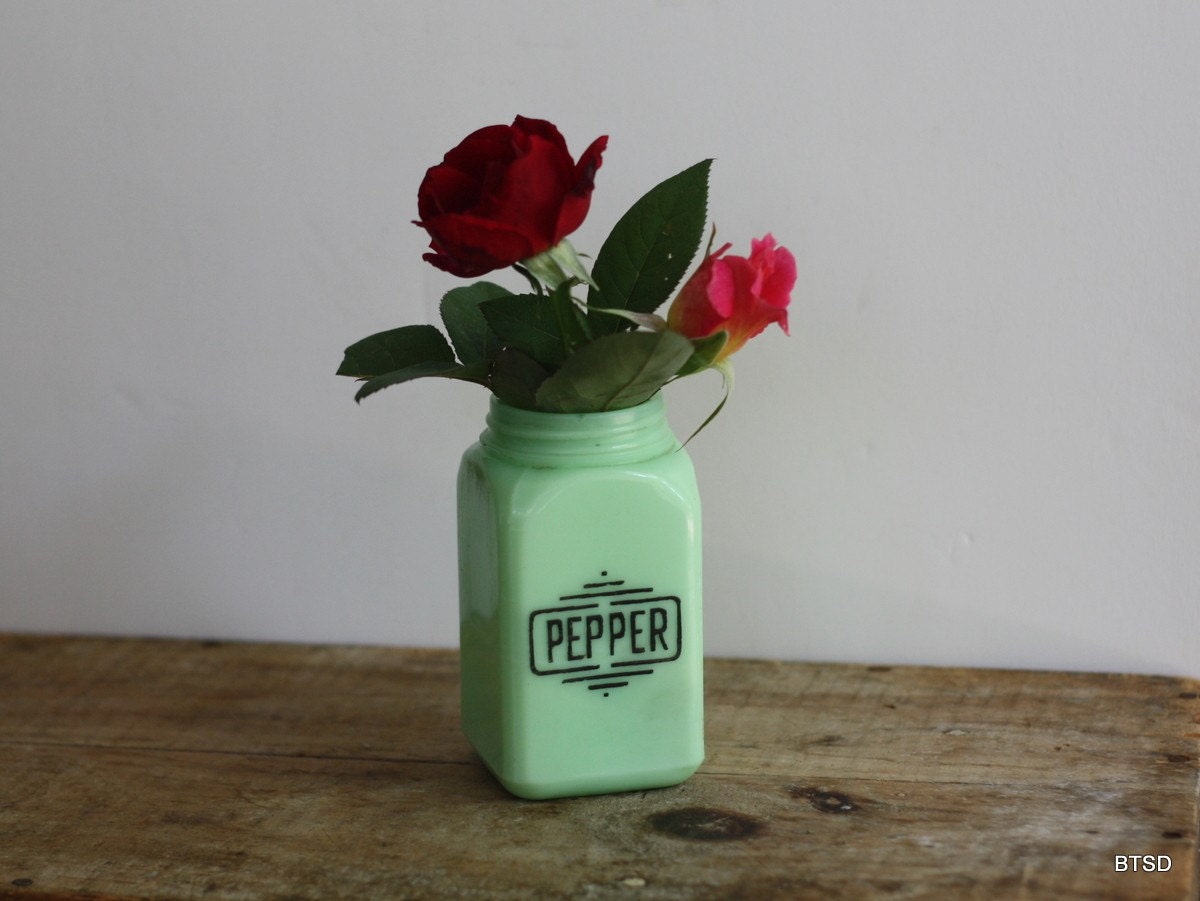 Vintage Jadeite Jadite Antique Pepper Shaker