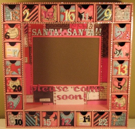 Girls Advent Calendar on Funky Girl Christmas Advent Calendar   Photo Frame With Drawers   Pink