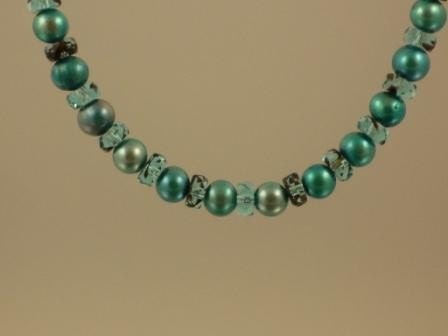 Teal Pearl and Rondelle Necklace