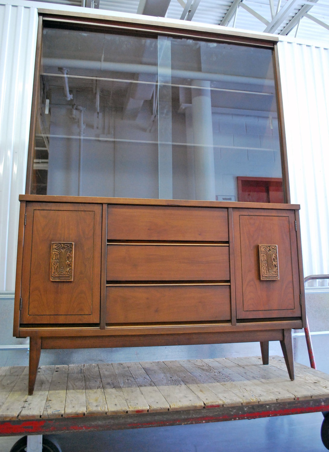 Mid Century Bassett Mayan Line China Cabinet Hutch
