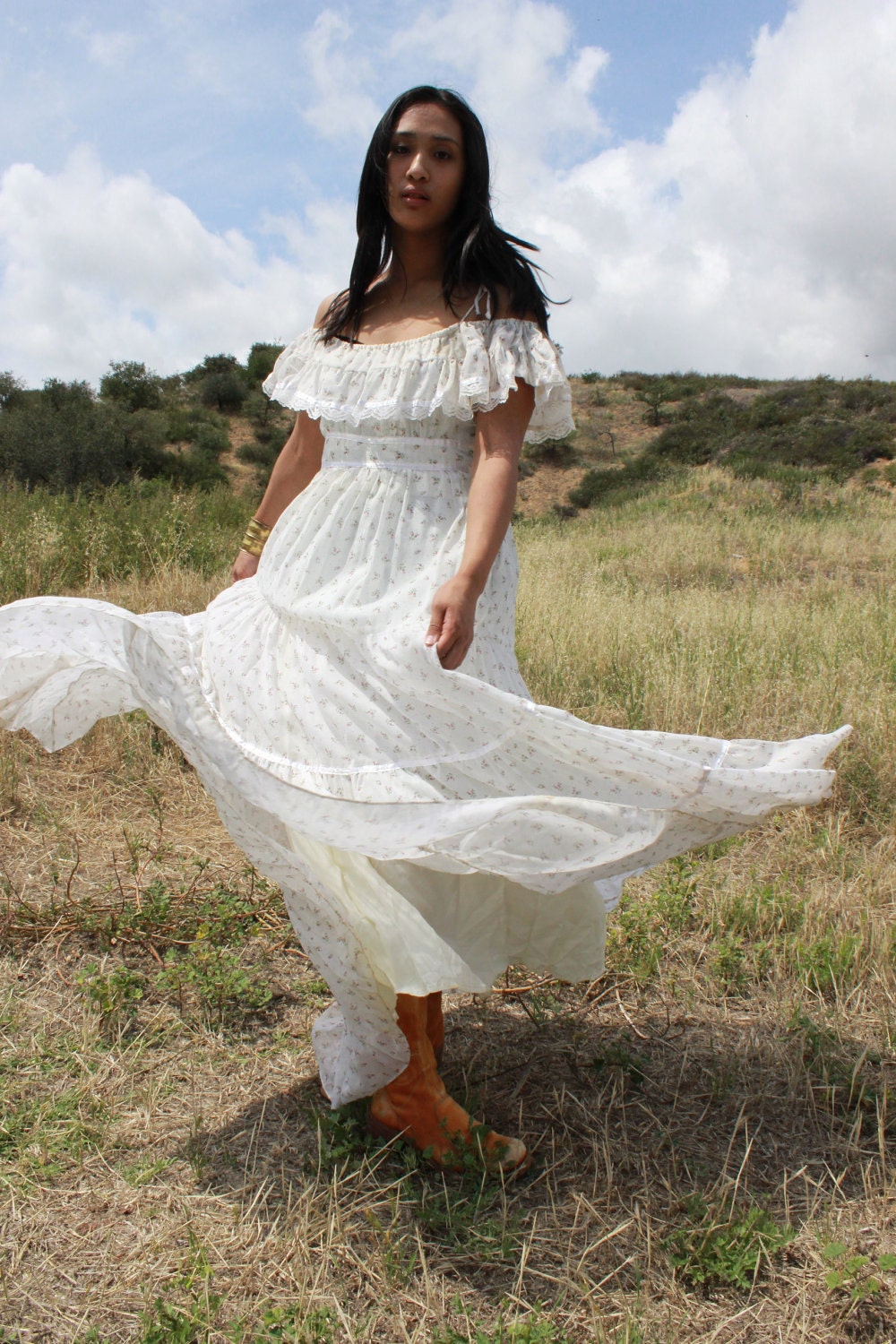 Romantic Prairie Gypsy Vintage Gunne Sax Maxi Sun Dress Circa 1970s off The Shoulder Empire Waist