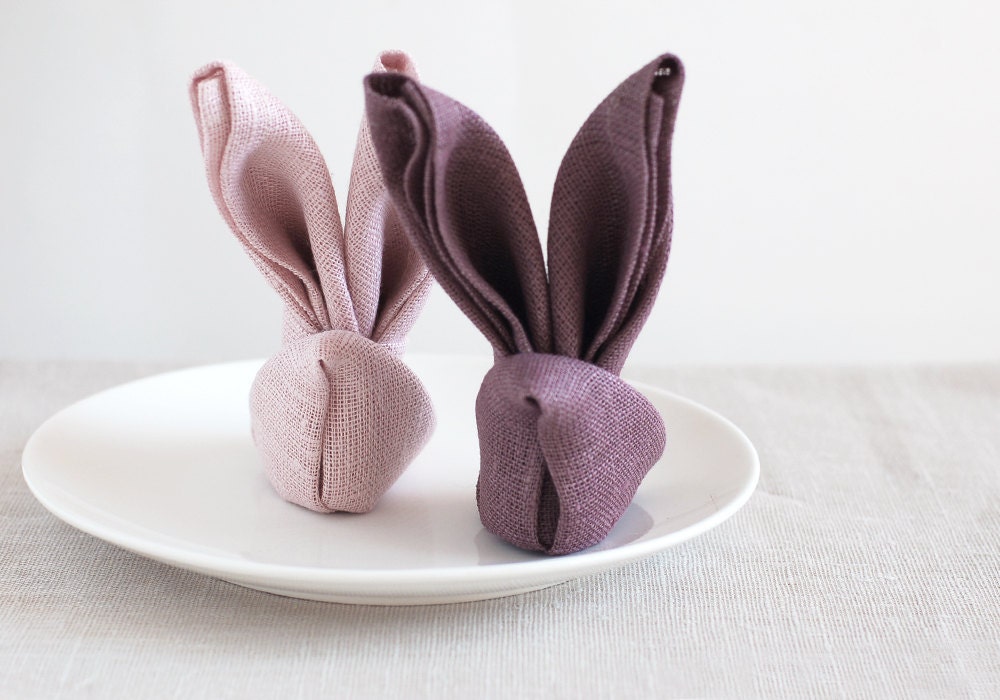 Natural linen napkins. Set of 8
