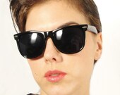Classic Vintage Wayfarer Style Trendy SUNGLASSES Black