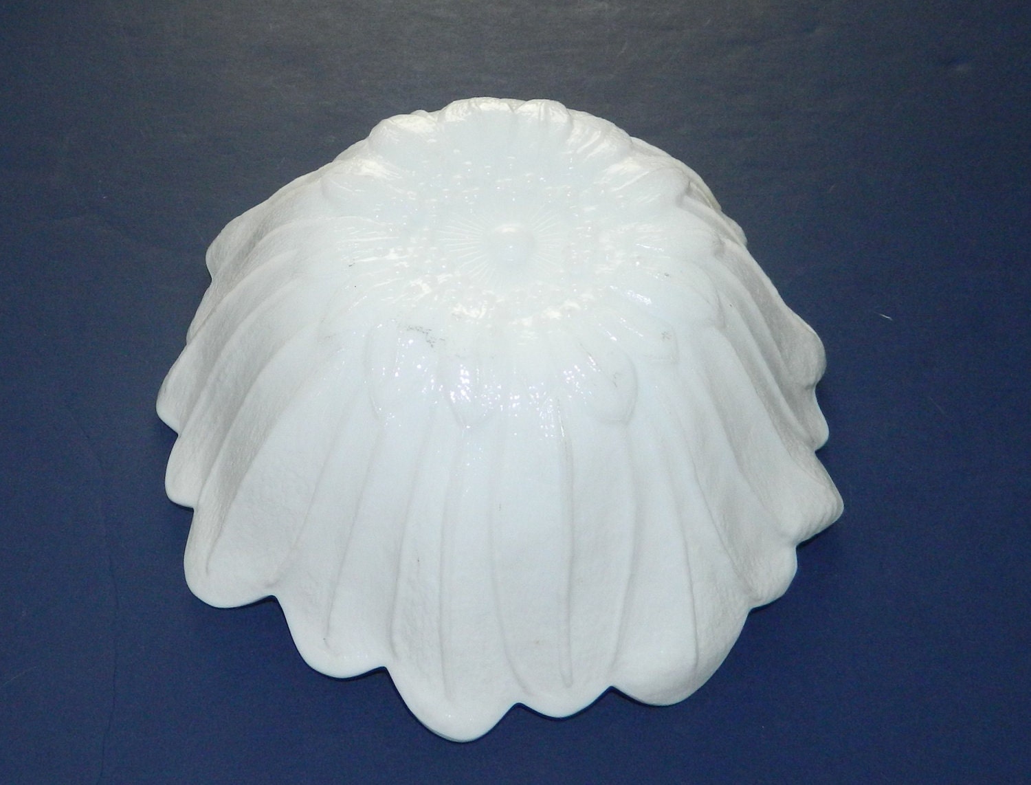 Vintage Indiana Glass Lily Pons Milk Glass Deep Nappy Bowl