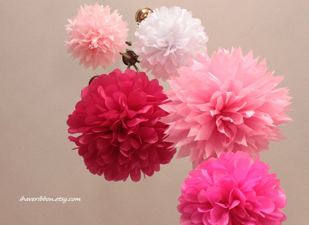 Ballerina---5 pcs tissue pom poms set, mix sized