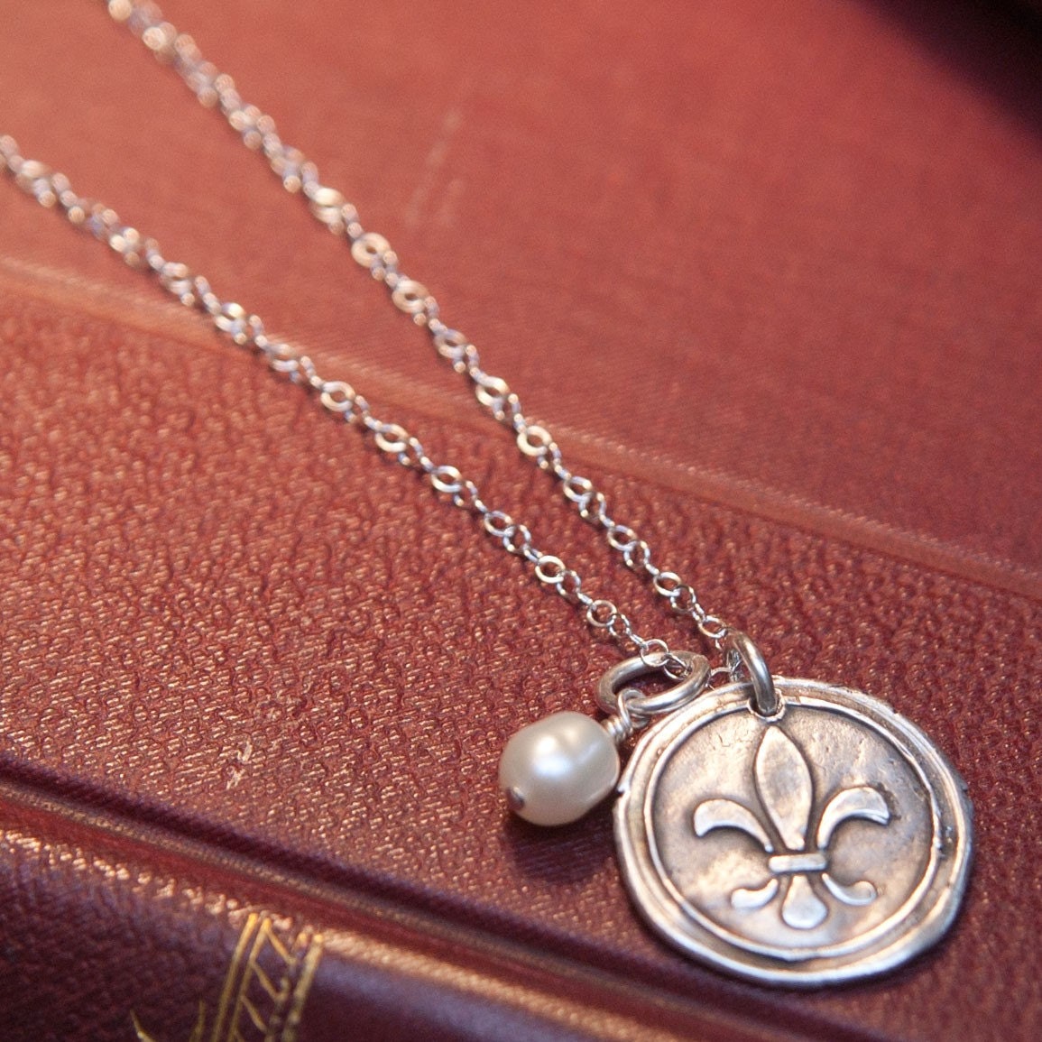 Fleur De Lis Charm Necklace Silver Pendant - Wax seal pendant
