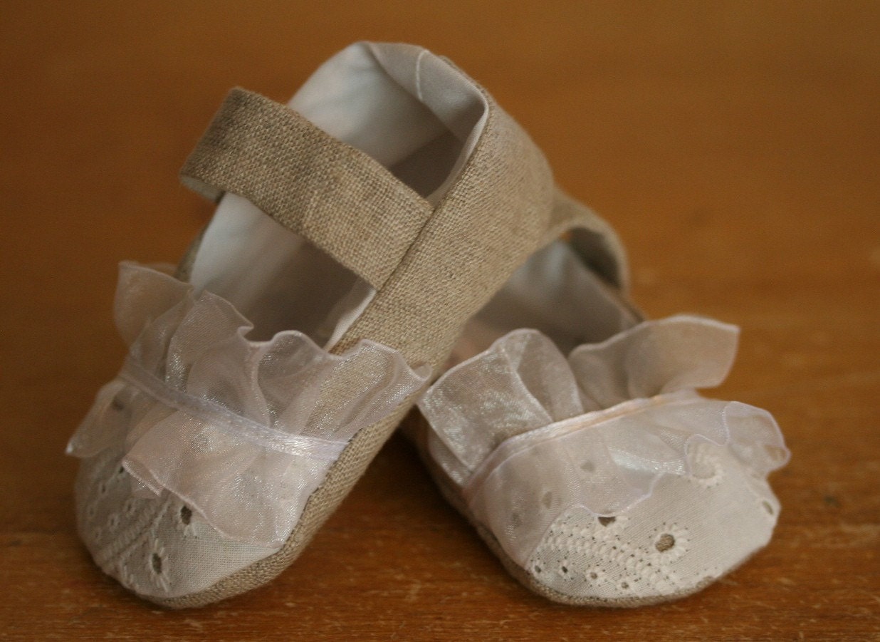 Baby Girl Shoes  Fancy Little Linen Mary Jane  Toddler Shoes - Christening - Flower Girl
