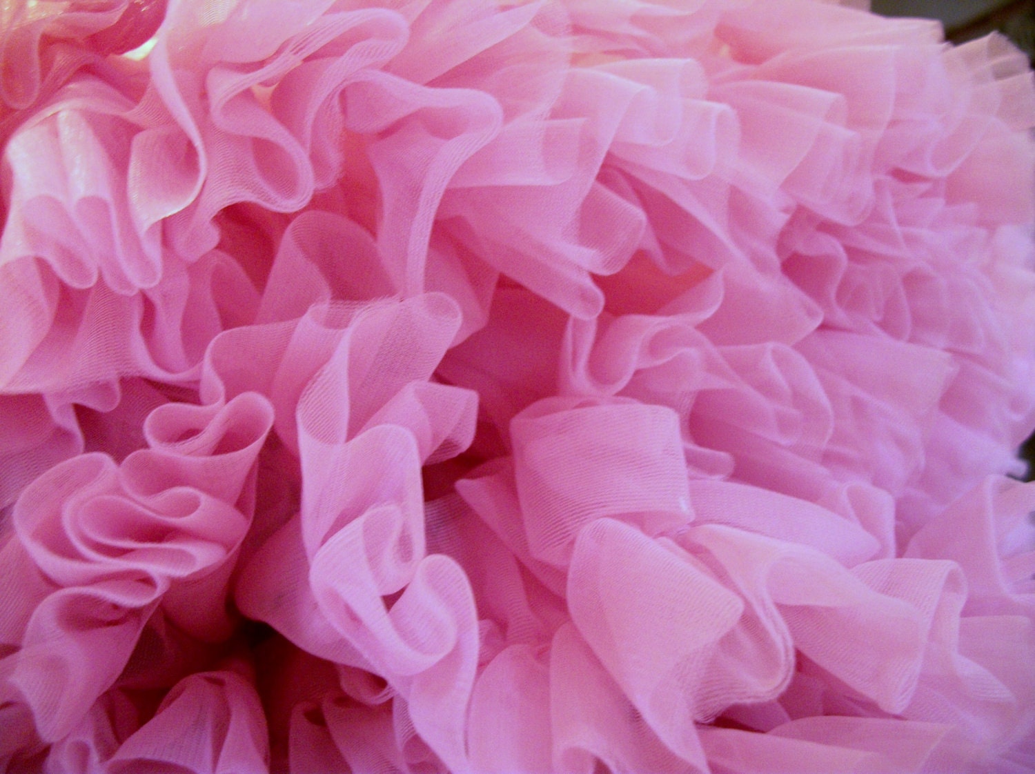 Oodles Of Fluff..Vintage HTF Color - ROSE Crinoline Petticoat Skirt