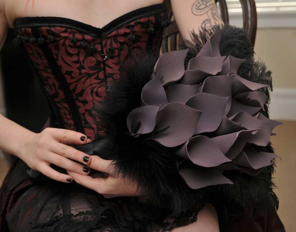 Gothic, Alternative or Non-Traditional bouquets and accessories - DEPOSIT and Ordering information