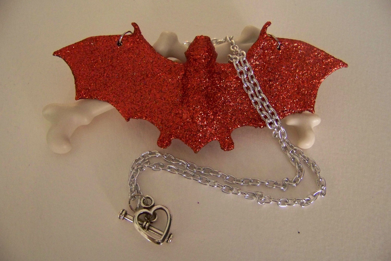 Autmn harvest glitter bat
