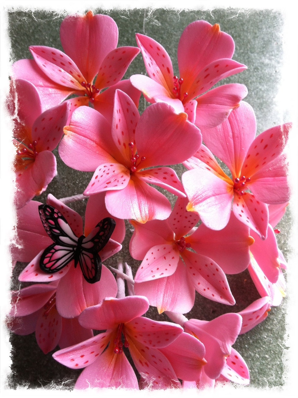 Alstroemeria Flower for Cake Decorating Gum Paste (Pink)