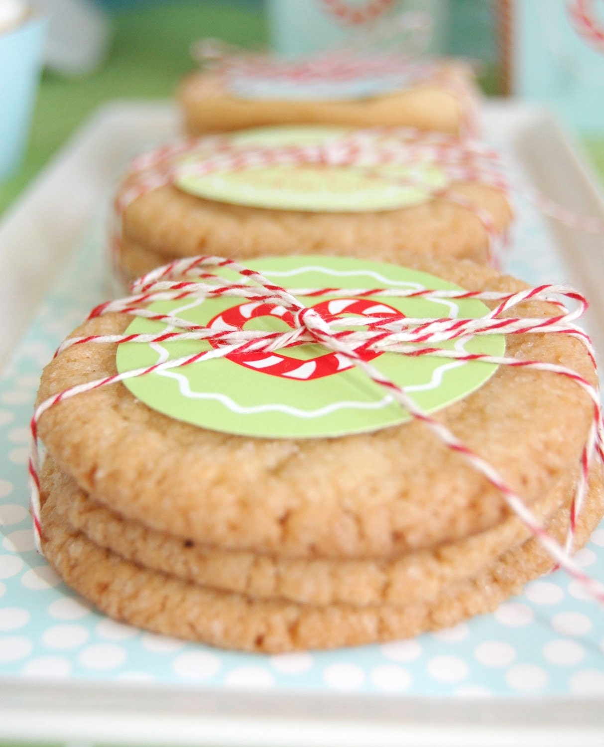 Gingerbread Christmas Cookies Printable Cupcake Circles and Wrappers - DIY Il_170x135