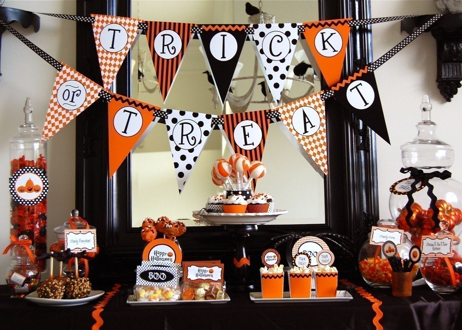 Halloween Trick or Treat Printable Party - DIY Il_570xn