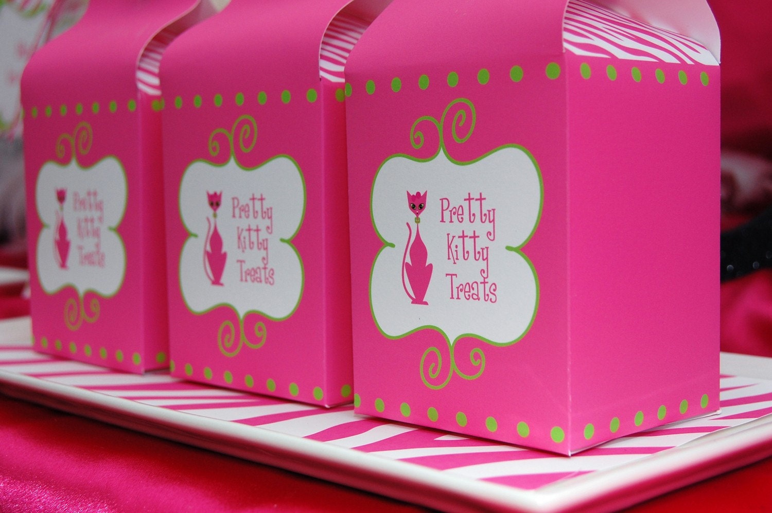 Glamour Kitty Cat Milk Carton Favor Box or Treat Box - DIY Printable