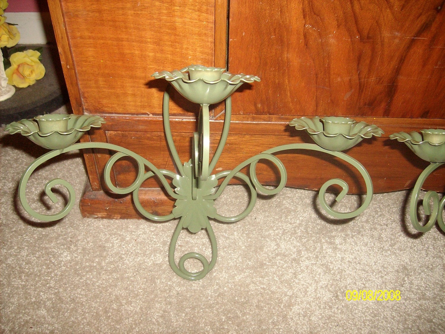 2 LiGht GrEEn MeTal WaLL SconCes / CandLe HoLders--FREE SHIPPING in the US