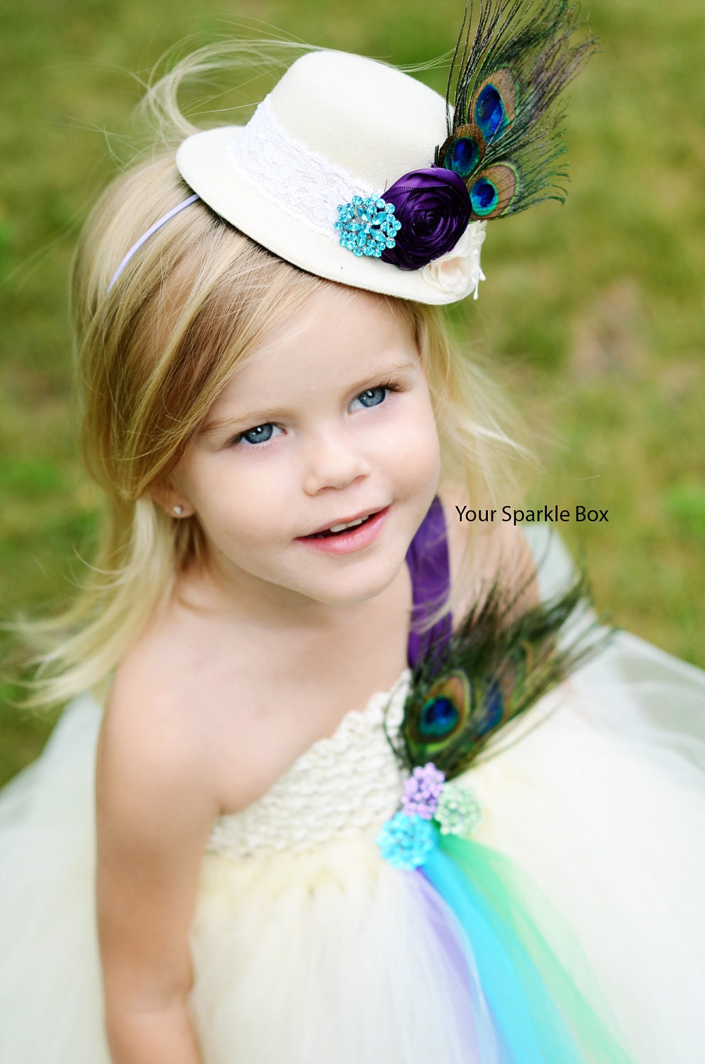 Ivory Peacock Mini top hat