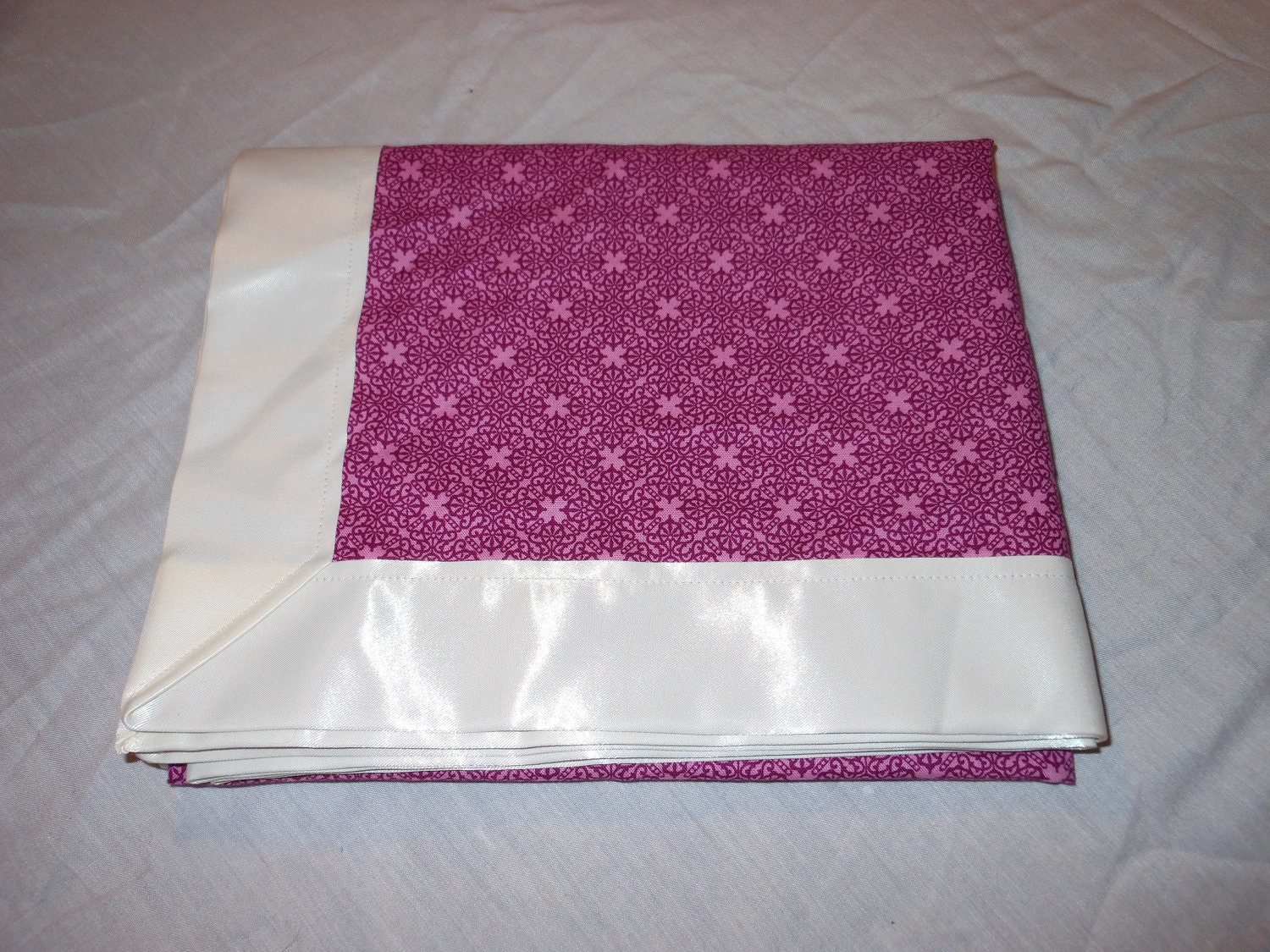 Gorgeous pink light cotton blanket