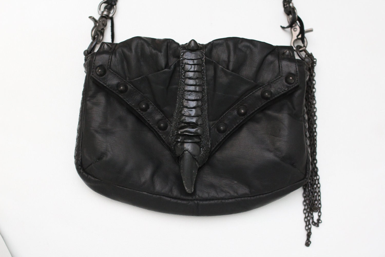 Black Claw Clutch