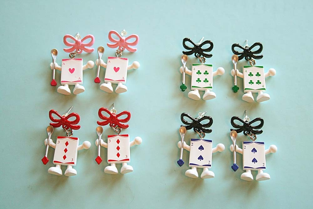 Alice in Wonderland The Queen's Soldier earrings