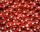 Royal Icing Flowers in Sparkling Red w/ White Matte Sugar Pearl Center (100)