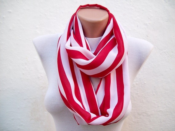 infinity scarf Loop scarf Neckwarmer Necklace scarf Fabric scarf White Red