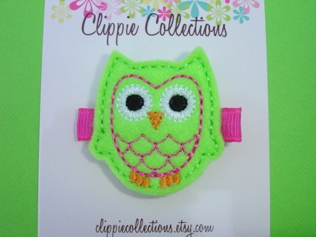 Felt hair clippie - Little Hootie - Lime green owl hair clip - no slip