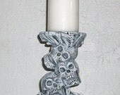 Ceramic Stacking Skulls Candleholder