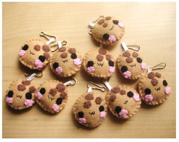 Cookie Keychain or Phone Charm - Plush Keychain , Kawaii Food Stocking Stuffer, Dust Plug