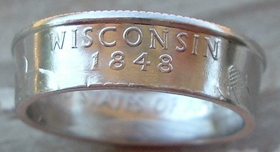 2004 Wisconsin State Quarter Coin Ring in a size 7 1/2