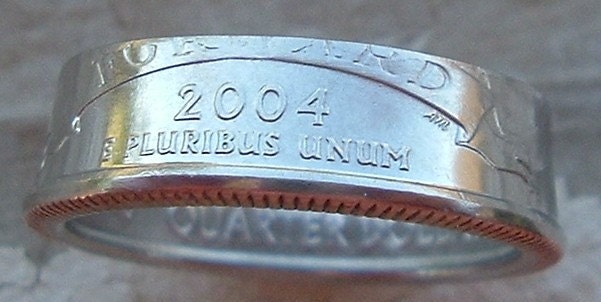2004 Wisconsin State Quarter Coin Ring in a size 7 1/2