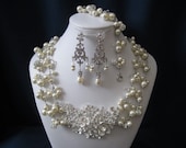 ROYALTY COLLECTION wedding jewelry, bridal jewelry set, pearl necklace, bracelet, earrings, swarovski pearls, crystals, rhinestones brooch