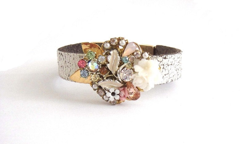 Wedding bracelet - dusty pastels bridesmaids gift - vintage shabby chic style - bridal jewelry