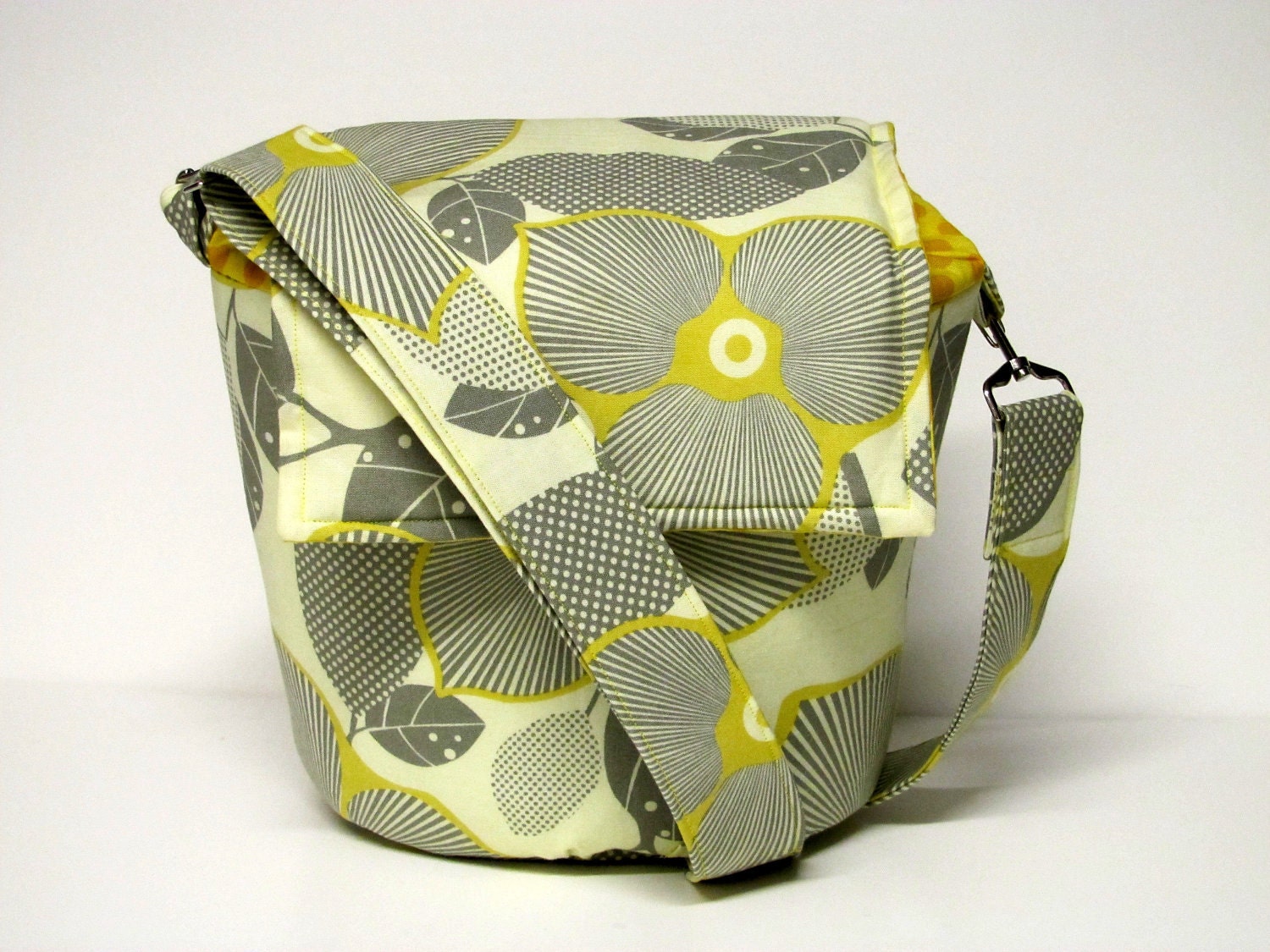 The Kayla Camera Purse