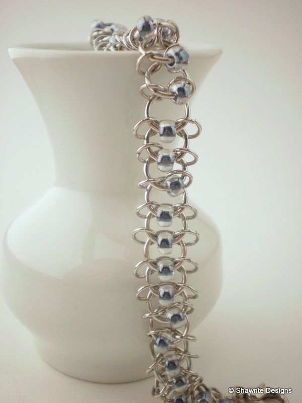 Beaded chain mail bracelet