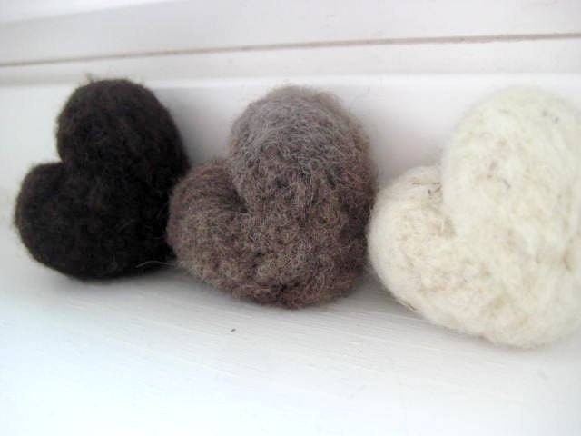 Rustic Earth tone Wool Needle Felted Heart Pebbles Chocolate Brown Ivory Home Decor 100% Natural Wool - Rustic Favors