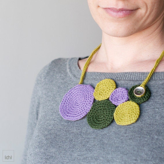 Necklace crochet circles. Lilac & green .