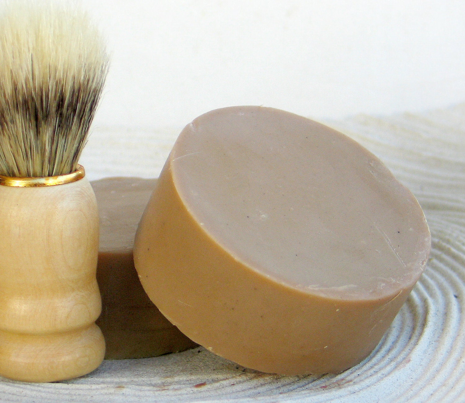 Shaving Soap Bentonite clay, Aloe & Honey Cold Process Soap based on