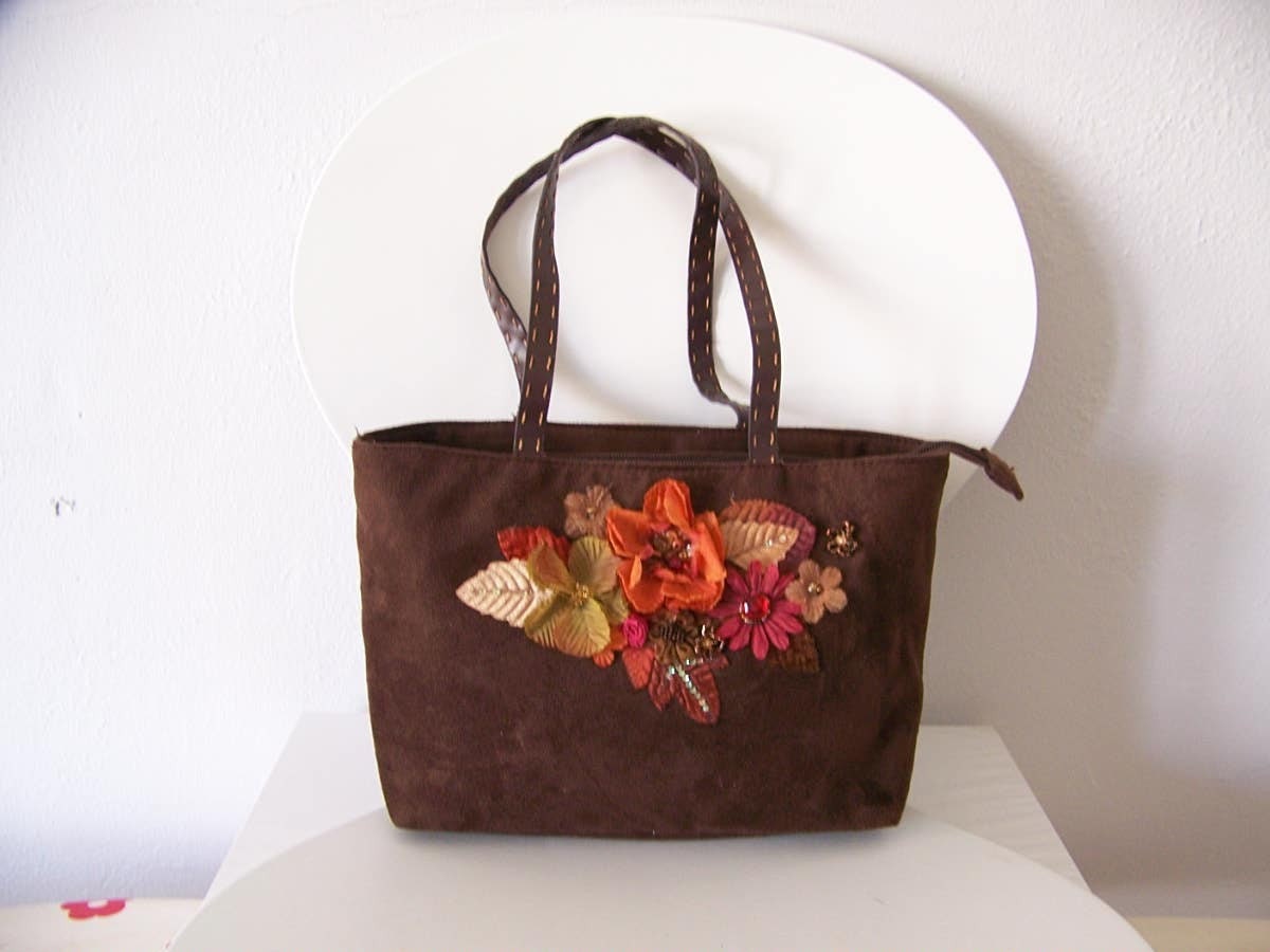 Vintage  Brown  Shoulder Tote  Whit Flowers in Front