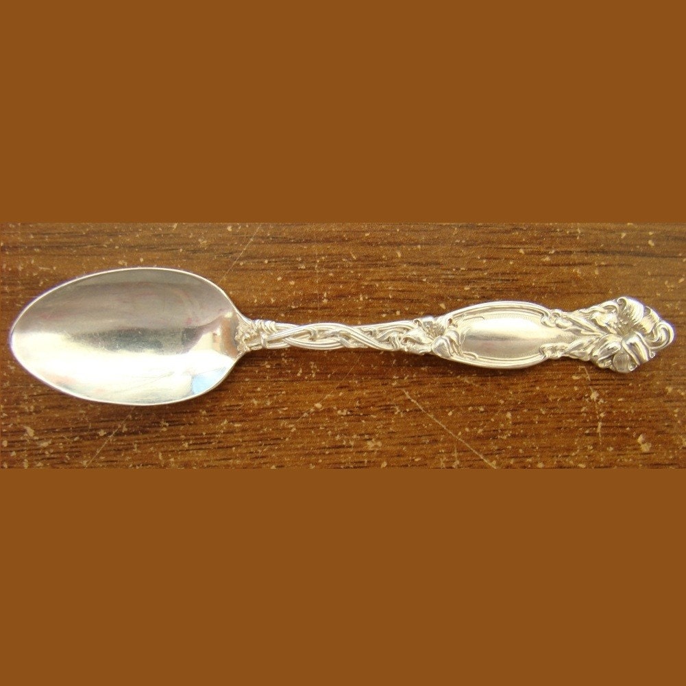 Teaspoon Simpson Hall Miller & Co Sterling Silver Lily sw62