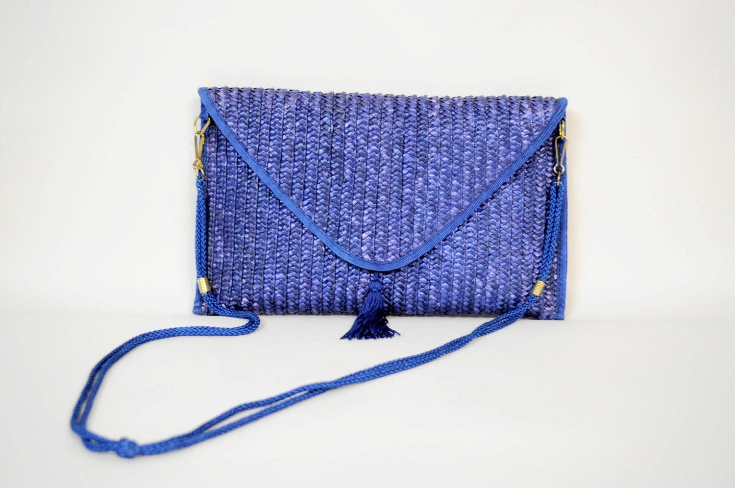 Navy Blue Straw Clutch Purse Tassle Strap Navy Blue Straw Clutch Purse Tassle Strap