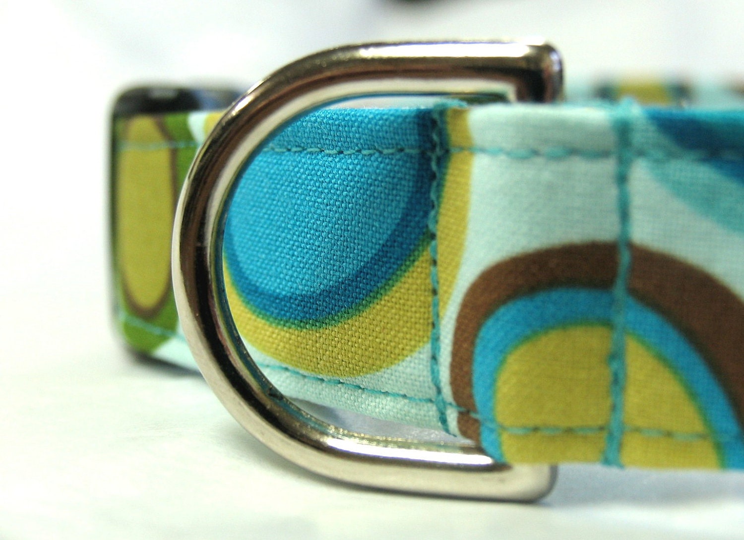Blue Pebbles Collar