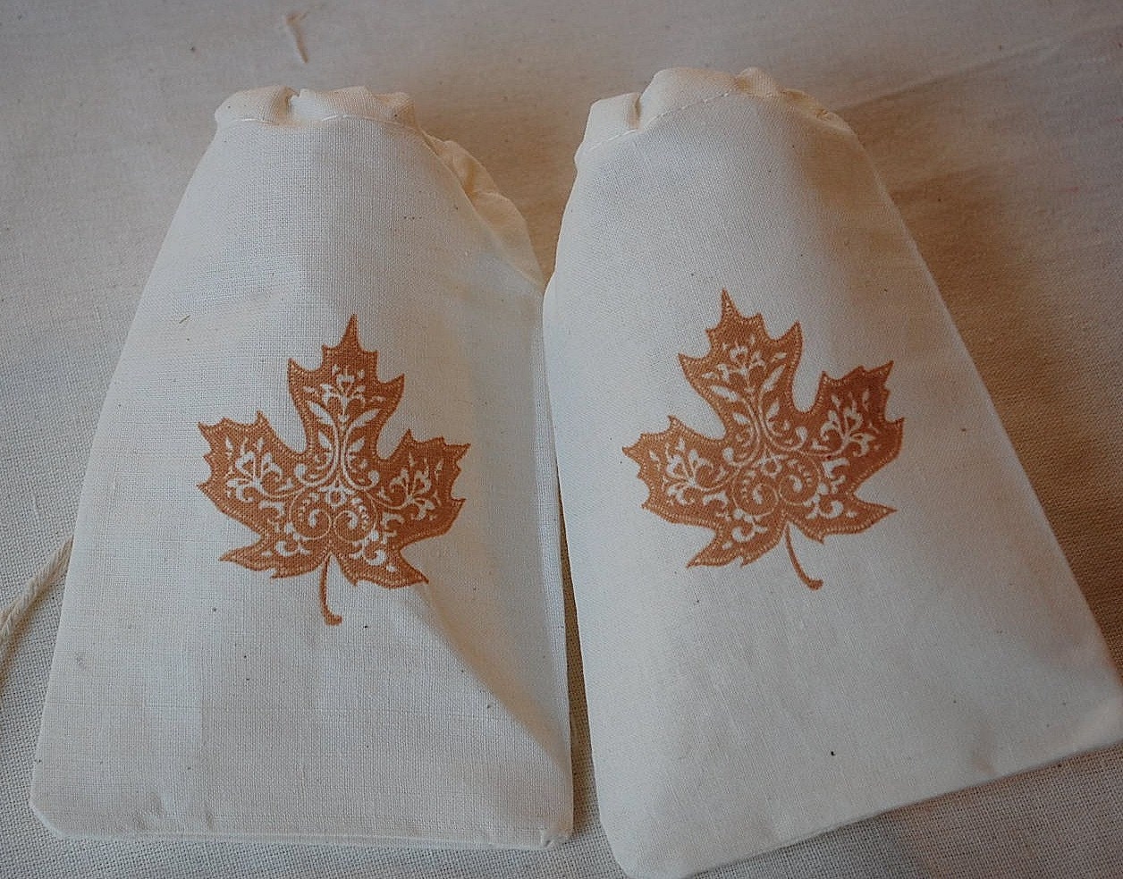 10 Muslin Favor Bags - Sepia Autumn Leaf Drawstring Organic 4x6 gift bags Great for Weddings Il_170x135