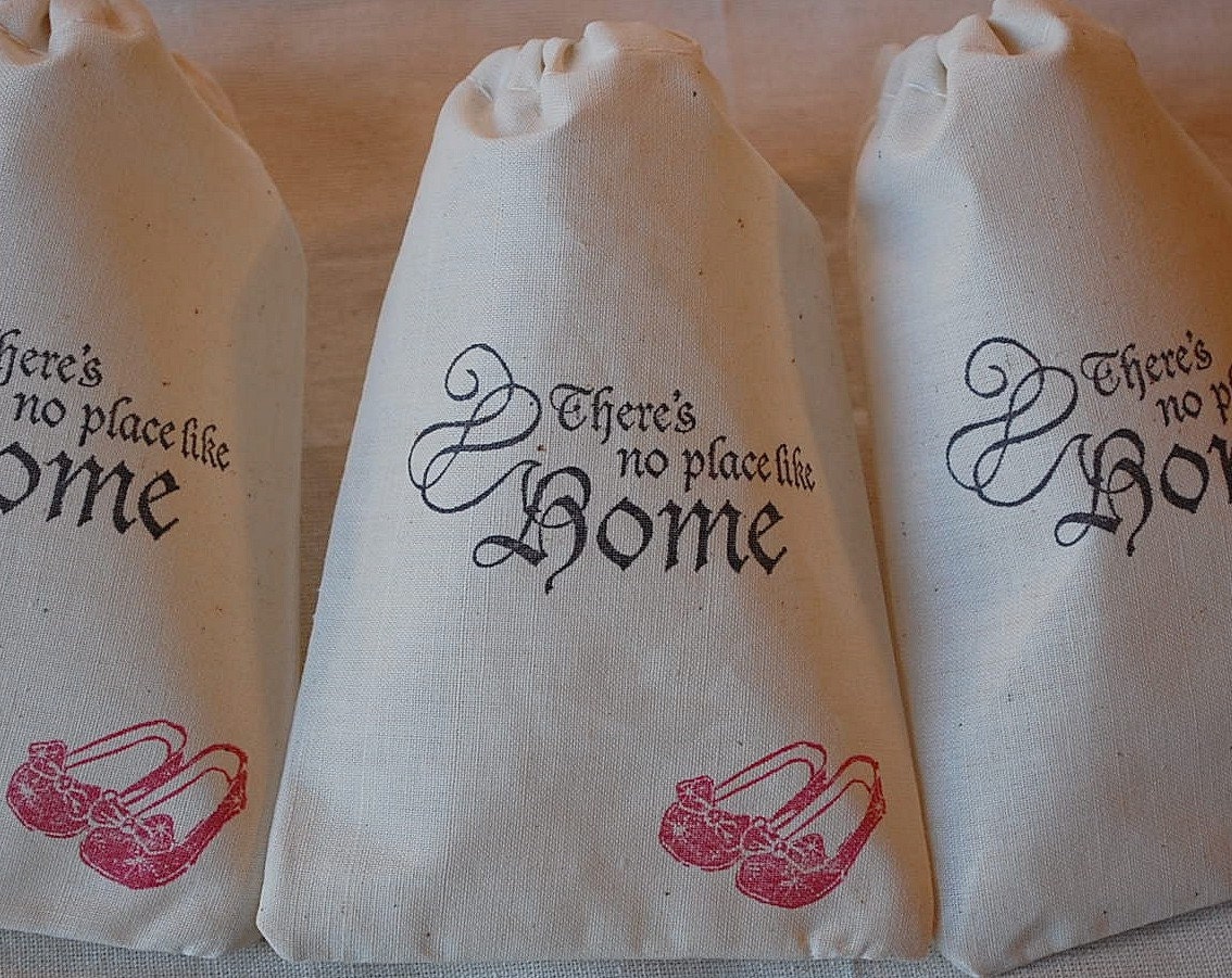 10 Wizard of Oz No Place Like Home and Ruby red slippers - Organic Muslin Cotton Favor Gift Bags 4x6 Il_170x135