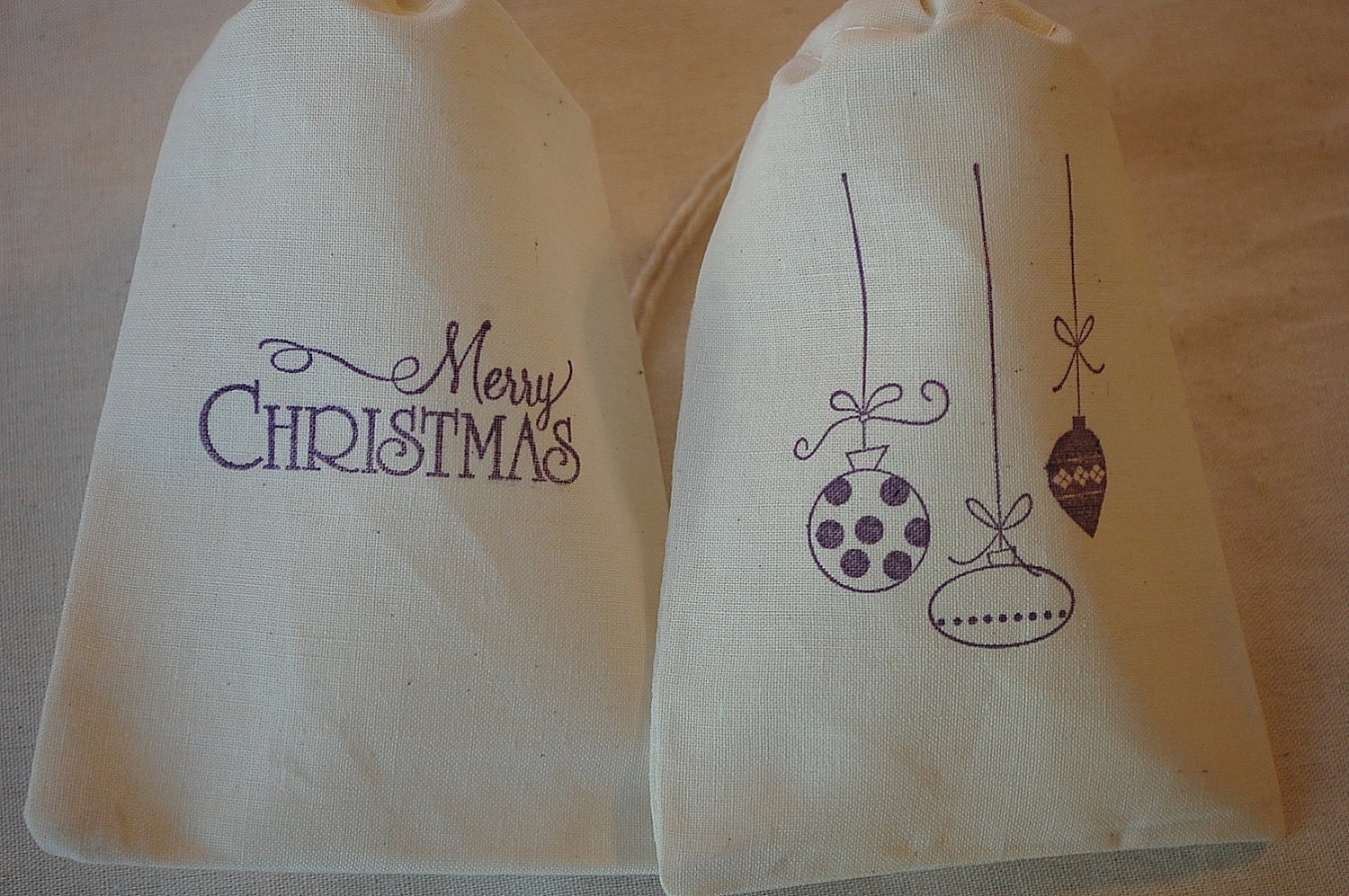 20 Christmas Favor Gift Bag Set Organic Muslin Cotton - 4x6 - Purple Merry Christmas and Ornament Set Il_570xn